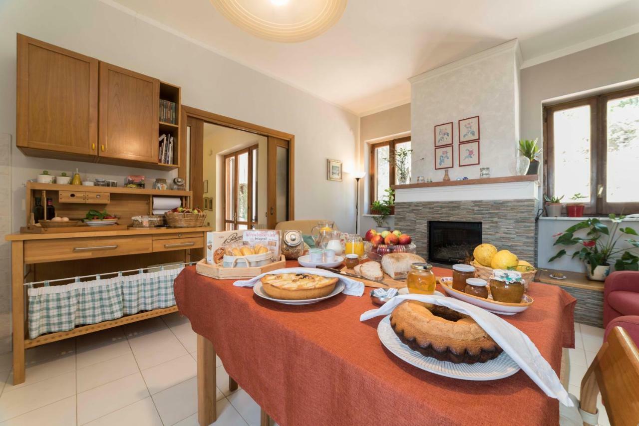 B&B Albachiara Casa Di Campagna Ogliastro Cilento Exterior photo